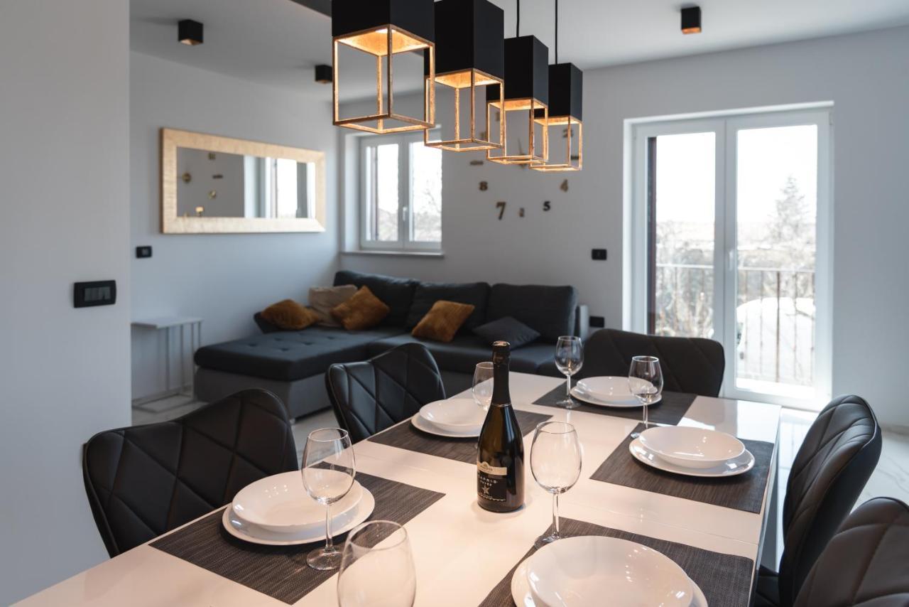 Hisa Kapis With Hot Tube Apartment Koper Exterior photo